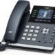 Yealink SIP-T44U 1301214-12 abalorio VoIP. visualización a color de 2.8 pulgadas, adaptador de alimentación PoE no incluido